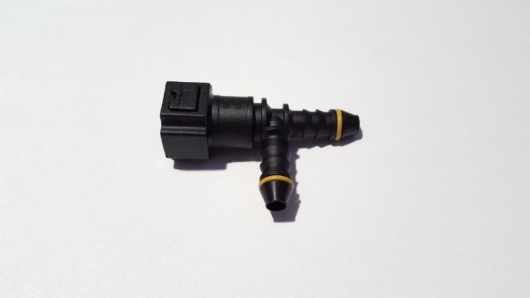 Коннектор топливный CFMOTO U8, Z8, Z10, Х8 Коннектор топливный CFMOTO U8, Z8, Z10, Х8