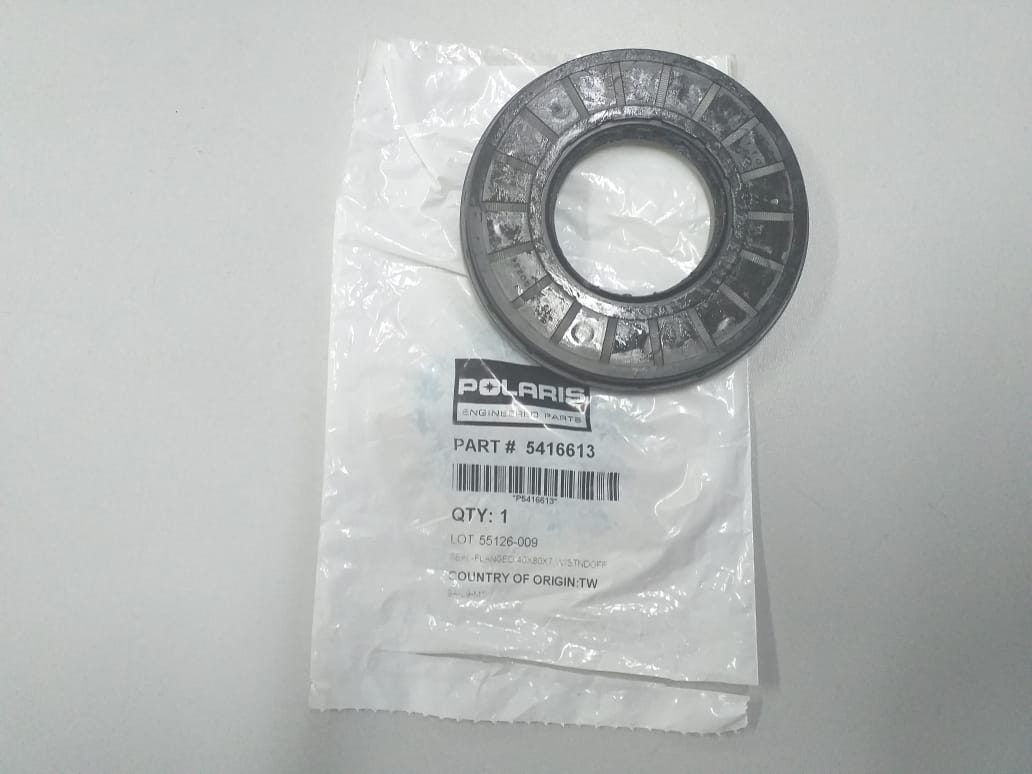 Сальник коленвала внешний для снегохода Polaris 650-850 PRO RMK/Switchback/INDY Сальник коленвала внешний для снегохода Polaris 650-850 PRO RMK/Switchback/INDY