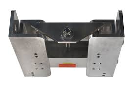 Транец регулируемый ручной - вертикальный до 300л.с. Транец регулируемый ручной - вертикальный до 300л.с.