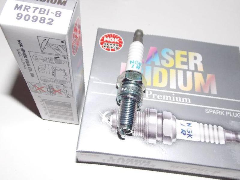 Свеча зажигания NGK MR7BI-8 (600-900 АСЕ) Свеча зажигания NGK MR7BI-8 (600-900 АСЕ)