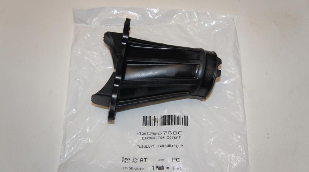 Патрубок карбюратора Ski-Doo/Lynx 550F Патрубок карбюратора Ski-Doo/Lynx 550F