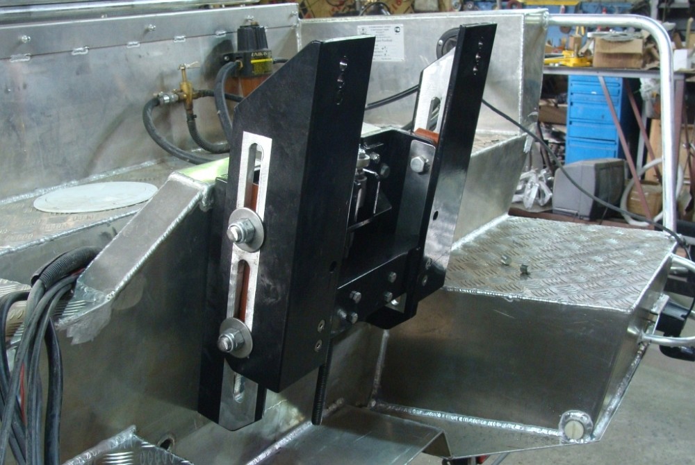 Транец регулируемый большой винт/водомет (для моторов до 200 кг.) Рыболовная Академия Транец регулируемый большой винт/водомет (для моторов до 200 кг.) Рыболовная Академия