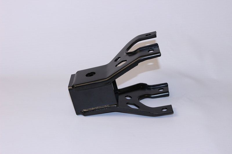 Кронштейн балки фаркопа CFMOTO CFORCE Кронштейн балки фаркопа CFMOTO CFORCE