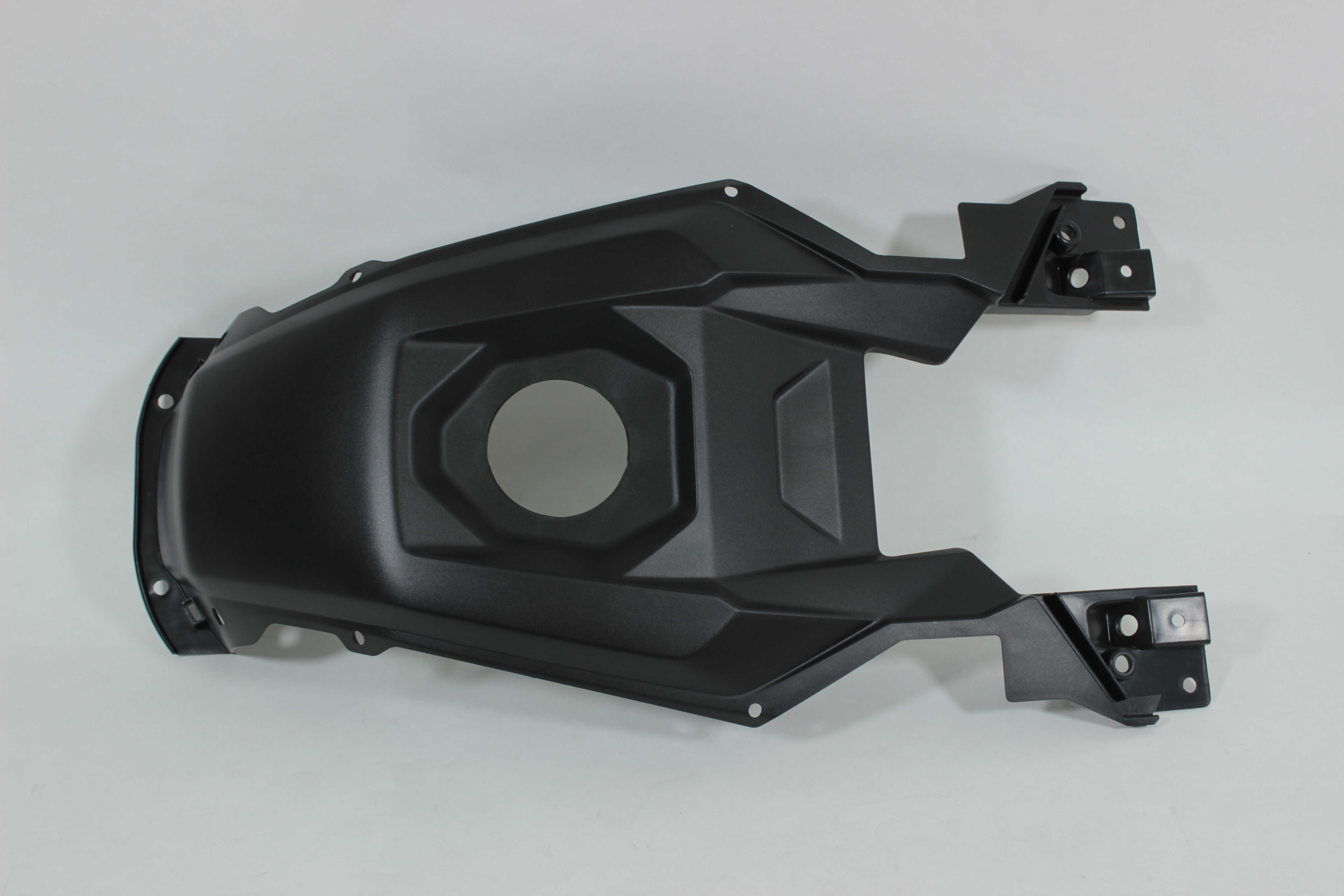 Облицовка верхняя топливного бака CFMOTO 600 EPS Облицовка верхняя топливного бака CFMOTO 600 EPS