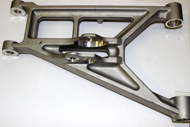 Рычаг подвески задний левый нижний алюминий CFMOTO X8 Рычаг подвески задний левый нижний алюминий CFMOTO X8