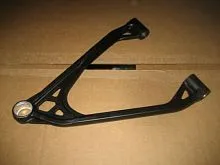 Рычаг нижний правый снегохода Polaris 600-800 PRO-RMK