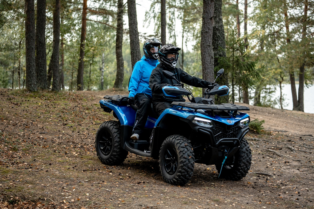 CFMOTO CFORCE 500 EPS