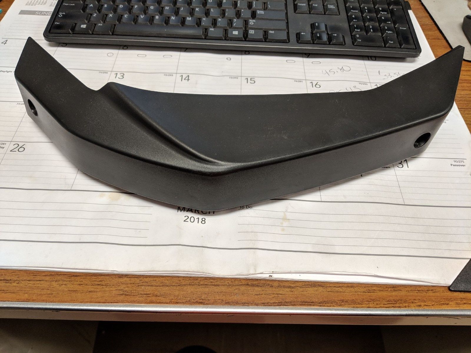 Бампер гидроцикл BRP передний Пластик черный BRP (9 348) Бампер гидроцикл BRP передний Пластик черный BRP (9 348)