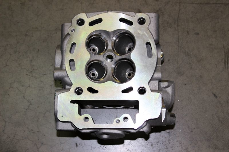 Головка цилиндра №1 CFMOTO X8, Z8, U8 Головка цилиндра №1 CFMOTO X8, Z8, U8