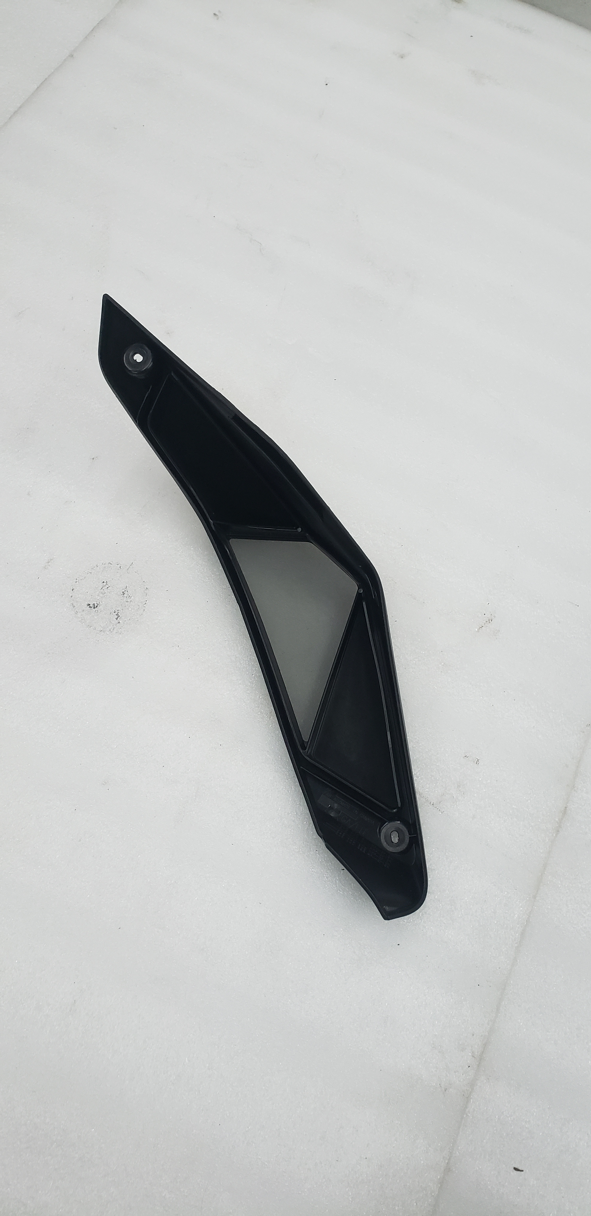 Сетка воздушного фильтра (левая) к снегоходу BRP Ski-Doo/Lynx (платформа G4) Сетка воздушного фильтра (левая) к снегоходу BRP Ski-Doo/Lynx (платформа G4)