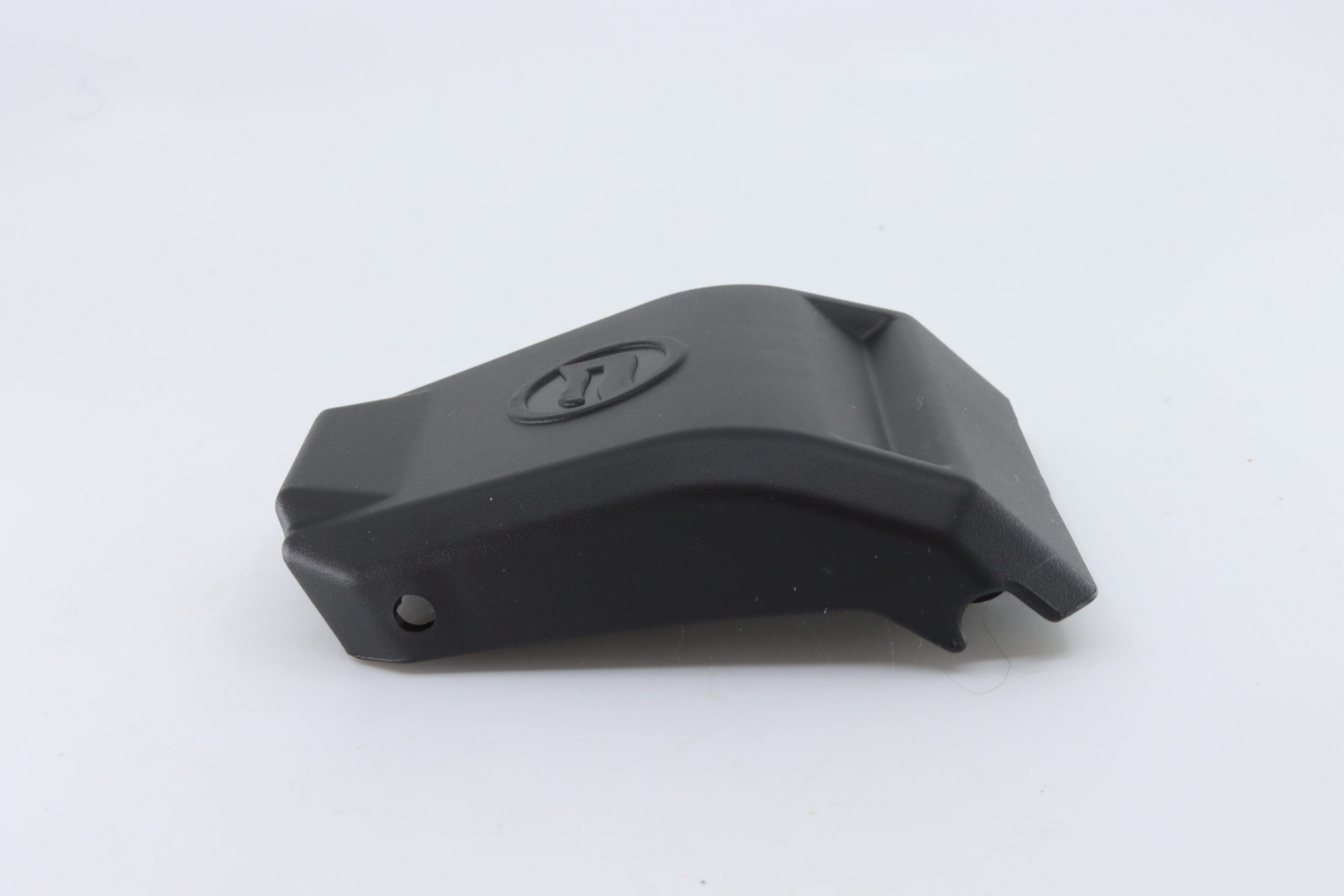 Фиксатор крышки вещевого ящика CFMOTO CFORCE Фиксатор крышки вещевого ящика CFMOTO CFORCE