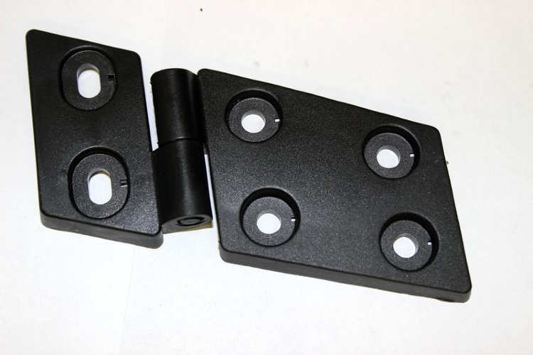 Петля капота левая CFMOTO Петля капота левая CFMOTO