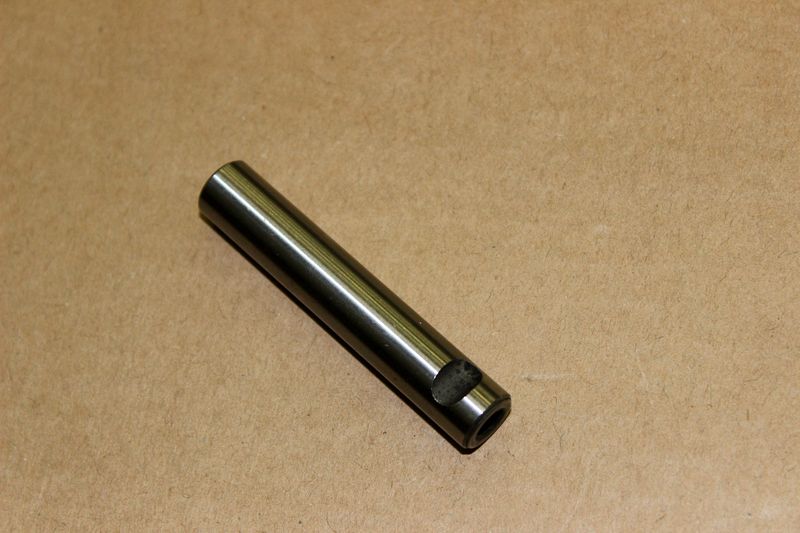 Вал коромысла впускного CFMOTO CF500, X5. X6, Z6 Вал коромысла впускного CFMOTO CF500, X5. X6, Z6