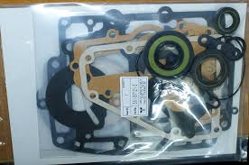 Комплект прокладок двигателя М40 Комплект прокладок двигателя М40