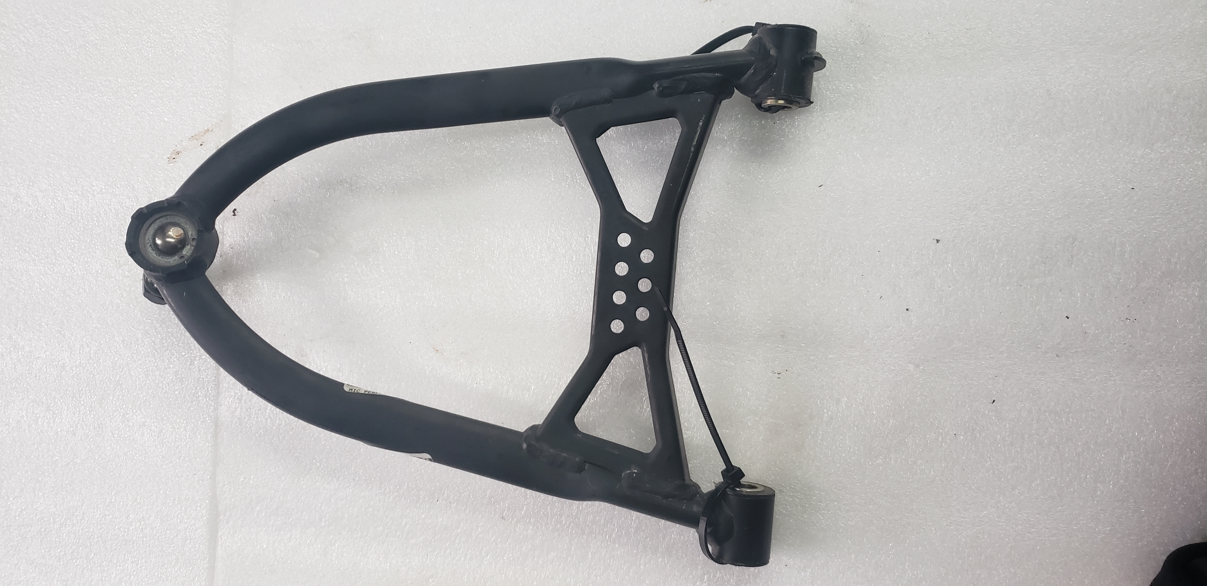 Рычаг верхний 36" Т3 левый Рычаг верхний 36" Т3 левый