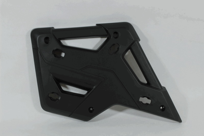 Крышка передней багажной площадки CFMOTO 600 EPS (левая) Крышка передней багажной площадки CFMOTO 600 EPS (левая)