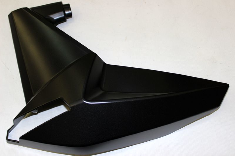 Облицовка бензобака левая CFMOTO 650 NK (черный матовый) Облицовка бензобака левая CFMOTO 650 NK (черный матовый)