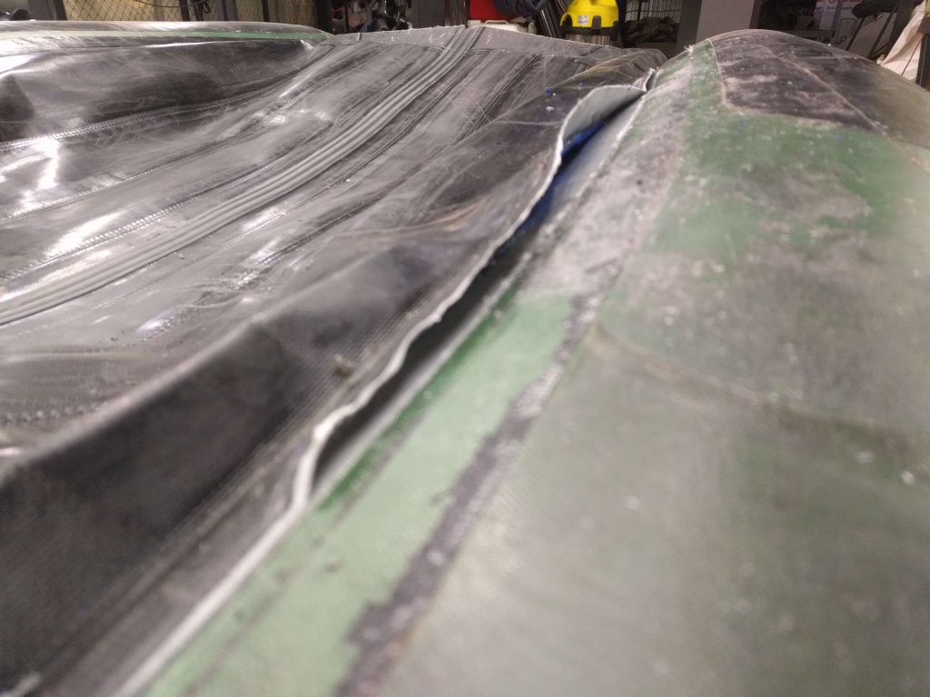 bars_3.jpg bars_3.jpg