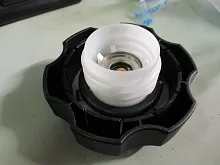 Крышка топливного бака CFMOTO CFORCE 800/1000 EPS Крышка топливного бака CFMOTO CFORCE 800/1000 EPS