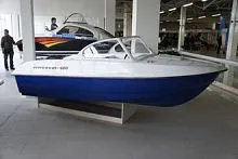 Мотолодка Афалина 400 (Белый + синий) Мотолодка Афалина 400 (Белый + синий)