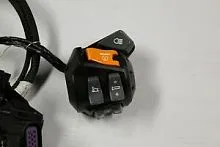 Блок управления и регулировки на руль LH Блок управления и регулировки на руль LH